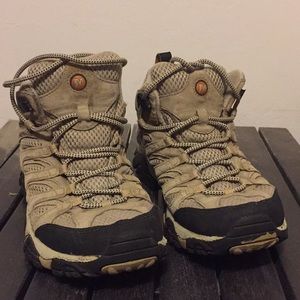 merrell vibram womens walking shoes